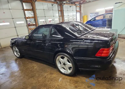 1999 Mercedes-Benz Sl 500 z USA, uszkodzony, nr VIN WDBFA68F3XF184147